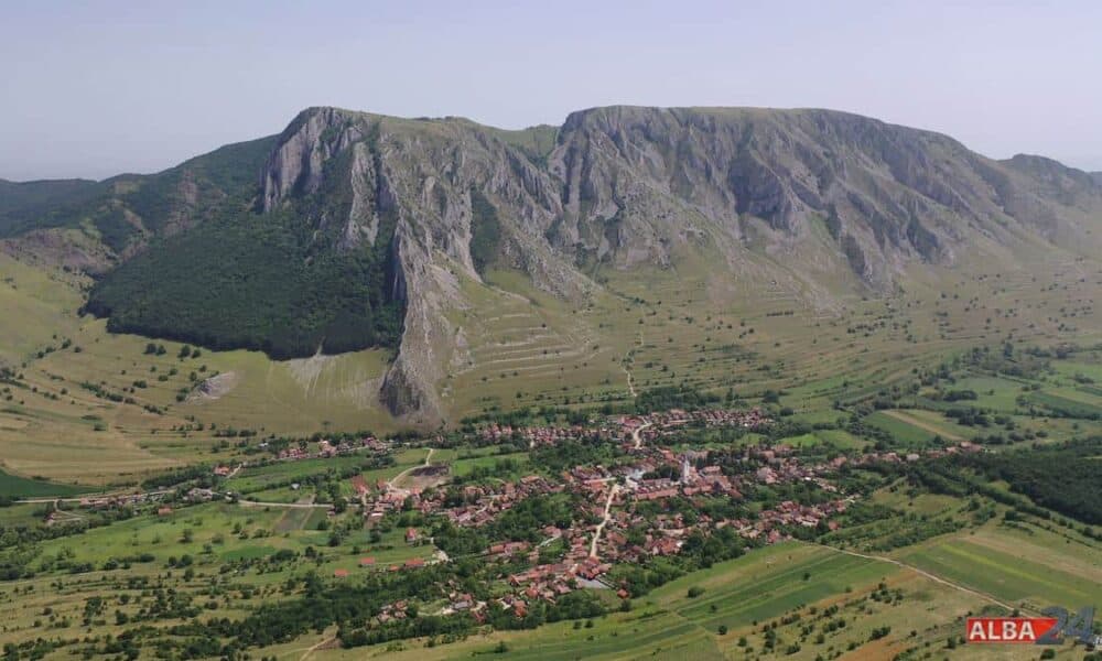 rimetea, desemnată „destinația anului 2025” la categoria „sate de poveste”.