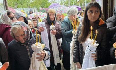 video lacrimi, rugăciuni și dor: paștele blajinilor, la stăuceni. zeci