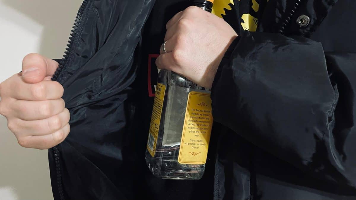 ce pedeapsă a primit un bărbat care a furat cașcaval,
