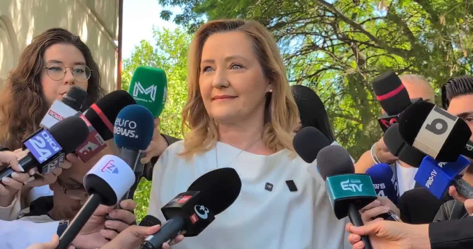 elena lasconi și a anunțat demisia de la conducerea usr: ”consider