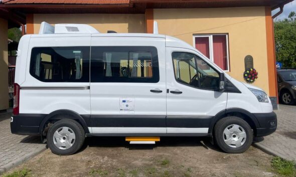 foto: alte două microbuze electrice au ajuns în județul alba.
