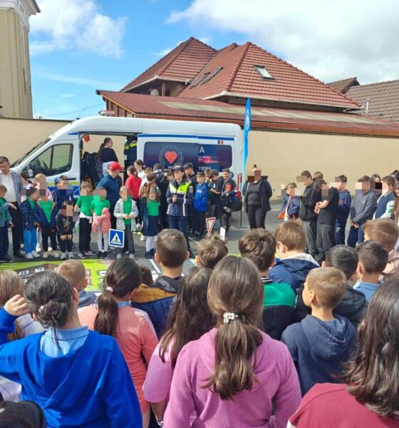 foto: ipj alba, activități preventive pentru siguranța tinerilor, la sebeș