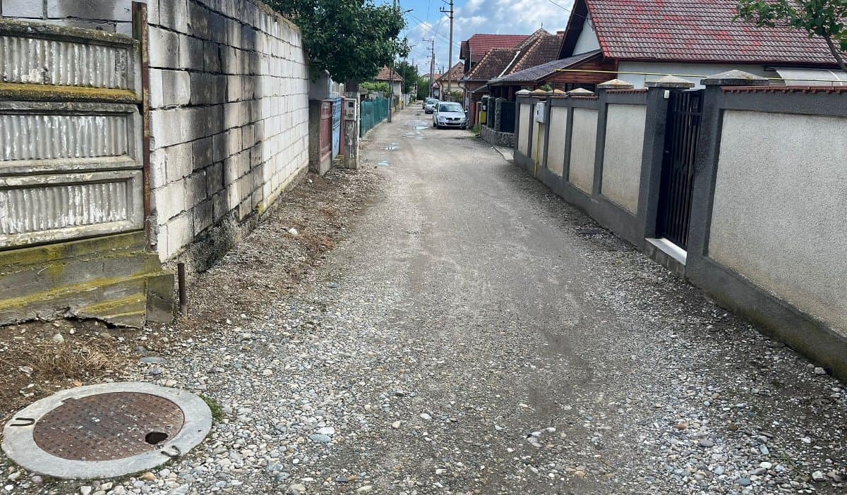 foto primăria teiuș: Încep lucrări de modernizare a rețelei de