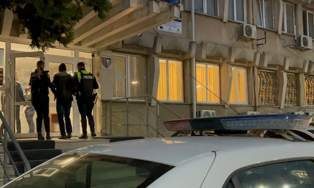 un tânăr din municipiul botoșani, fără permis, a furat o