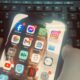 ue interzice comercializarea unor modele de telefoane și tablete începând