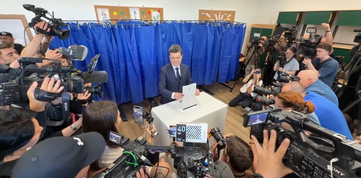 video candidatul independent nicușor dan a votat pentru un viitor