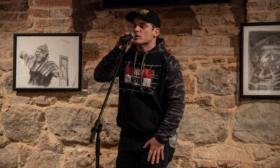 video rapperul cumicu și a lansat prima carte de poezii scrisă