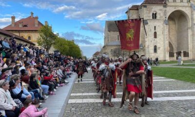 vineri 16 mai: spectacolul cu daci și romani va avea