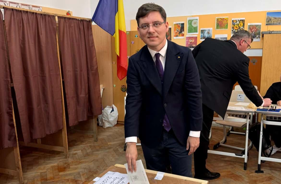 vicepreședintele parlamentului european a votat la o secție din aiud.