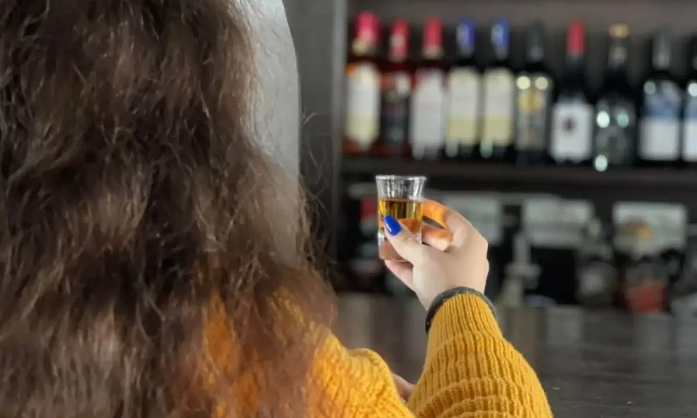 „nu e cool, e periculos”: insp spune stop alcoolului la