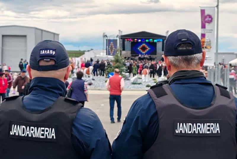 aroma fest continuă în siguranță. jandarmii botoșăneni veghează buna desfășurare
