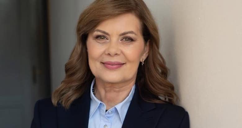 aurelia crsitea facebook.jpg