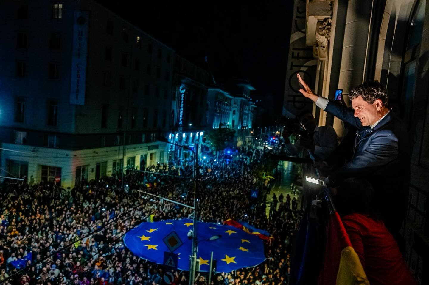 nicusor dan presedinte 1.jpg