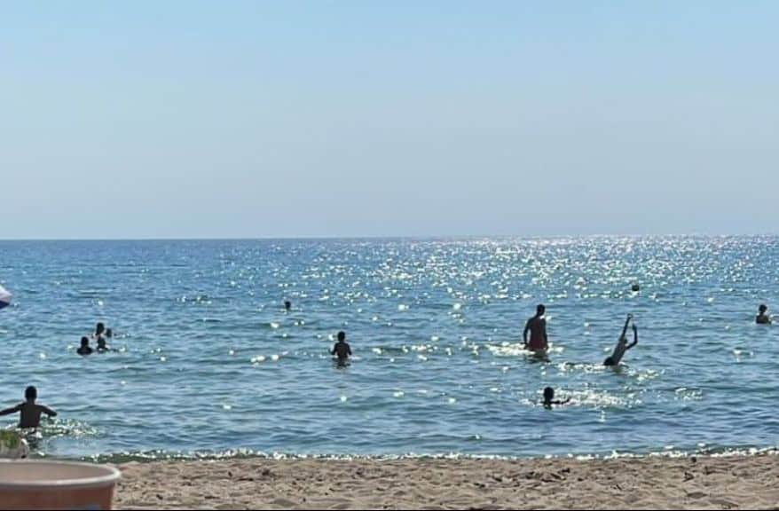 vacanță la mare cu buget redus: prețurile din mai pe