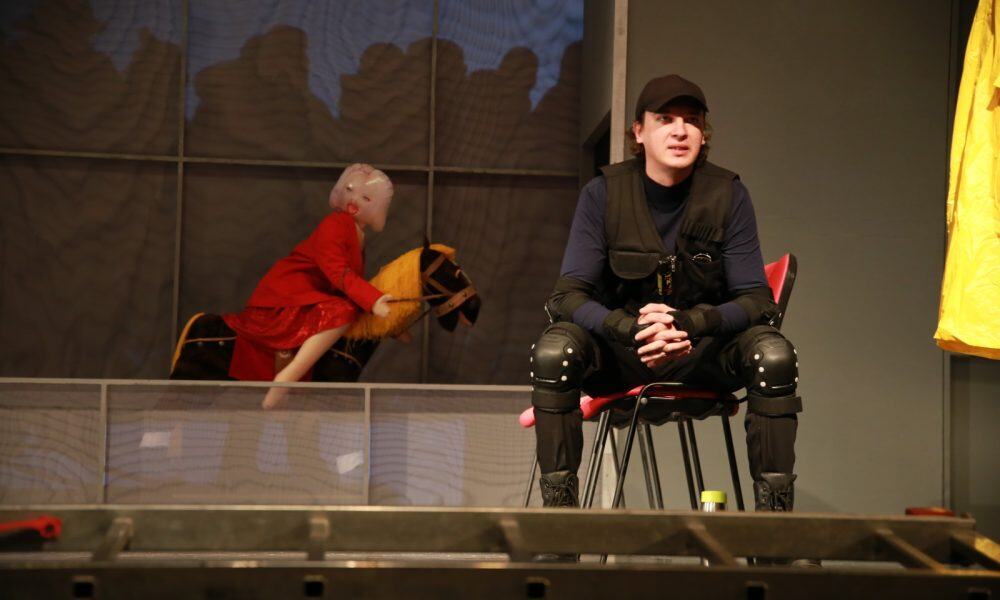 două spectacole în acest sfârșit de săptămână, la teatrul „mihai
