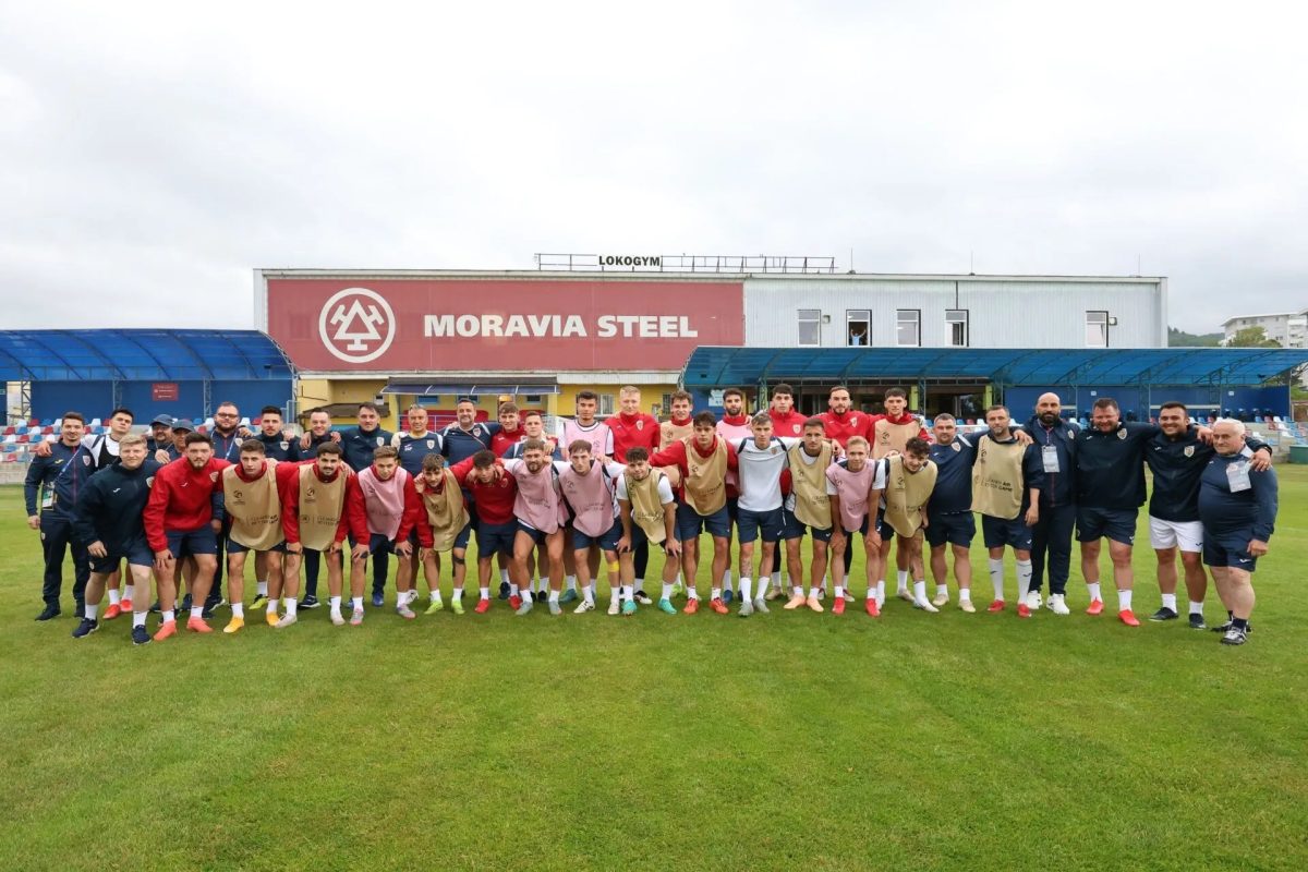 cine transmite românia – slovacia u21 la tv. tricolorii își