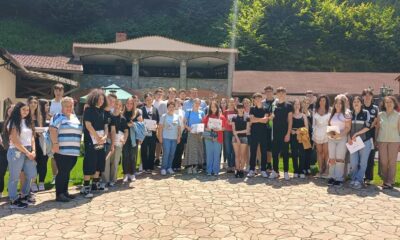 foto: 120 de elevi din sebeș, voluntari ai festivalului „lucian