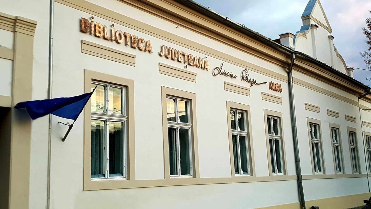biblioteca județeană „lucian blaga” alba va funcționa după program normal