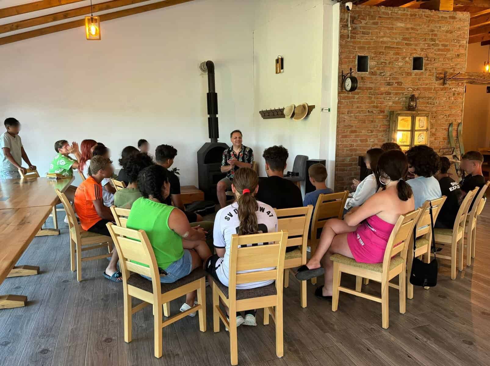 tineri din alba, beneficiari ai programelor naționale „tabere studențești de