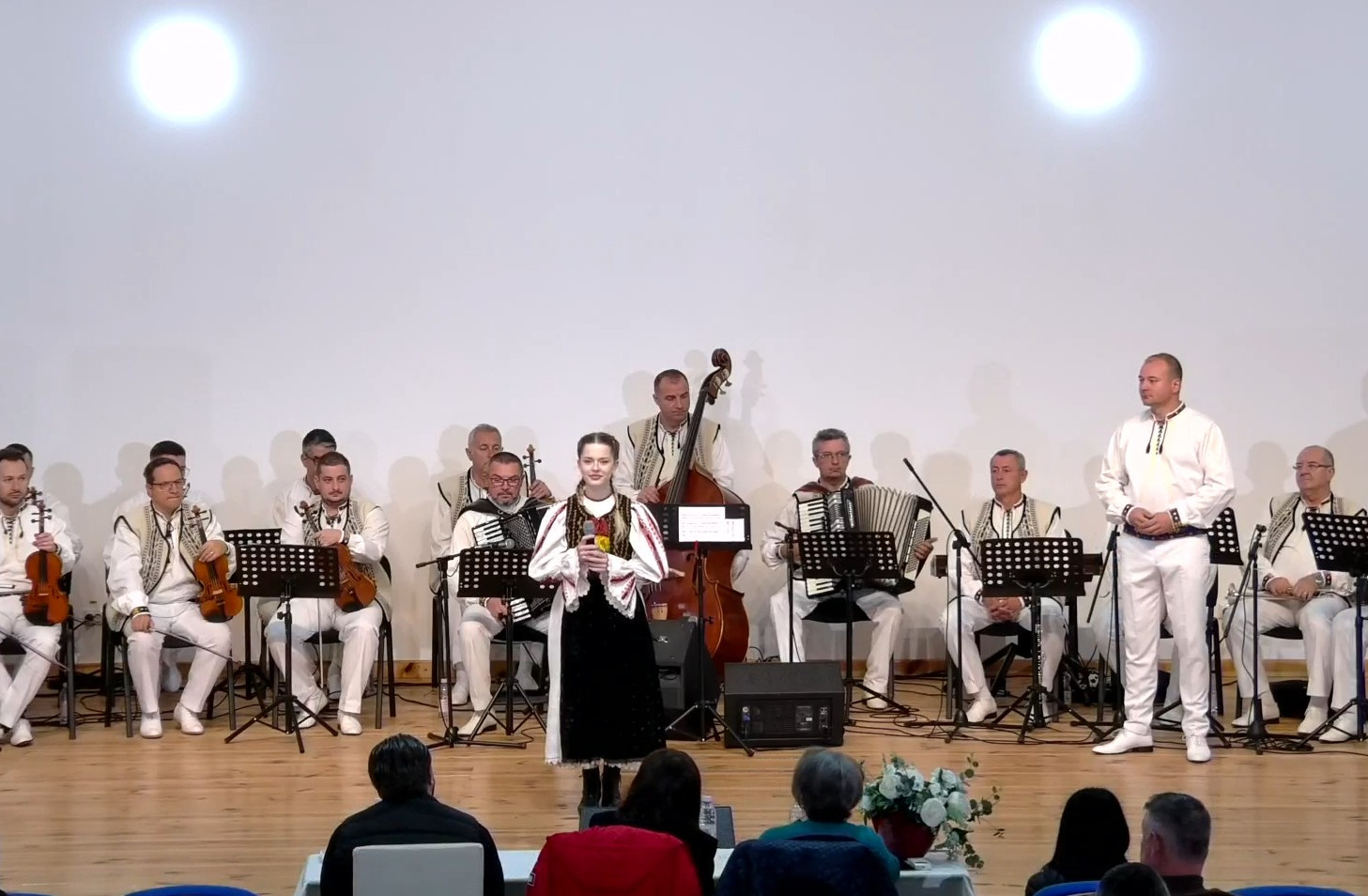 live video: festivalul național de folclor „sus, sus, sus, la