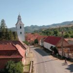 video: „restaurări de poveste” la colțești. case cu arhitectură vernaculară,