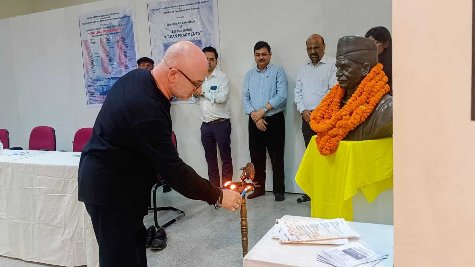 expoziții de artă în india: inter art aiud prezintă „impresii culturale”.