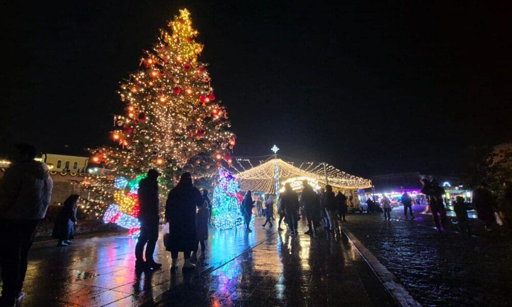 12 – 20 decembrie: colinde la târgul de crăciun de