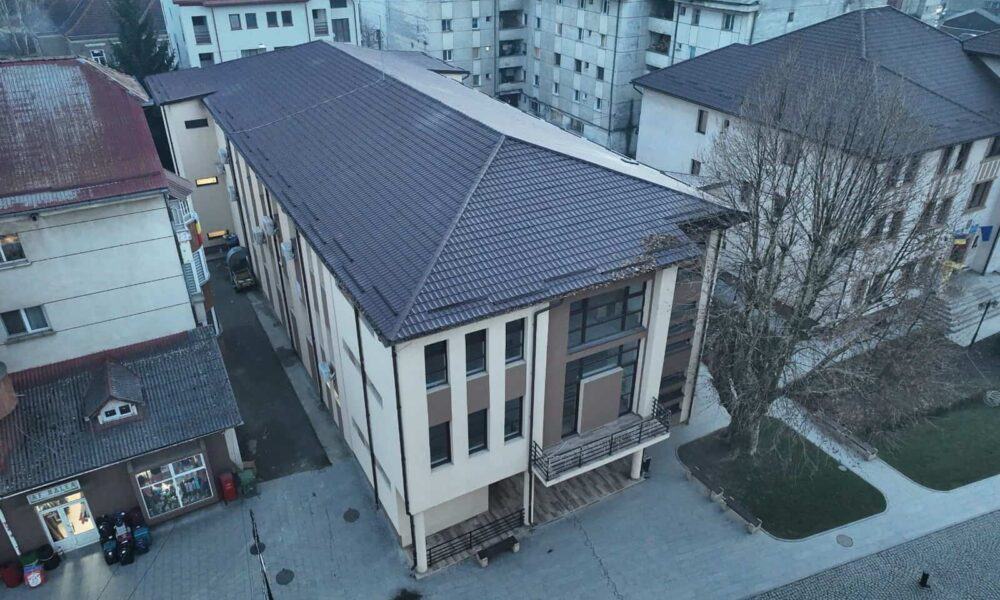 foto: casa de cultură „avram iancu” din câmpeni, inaugurată după