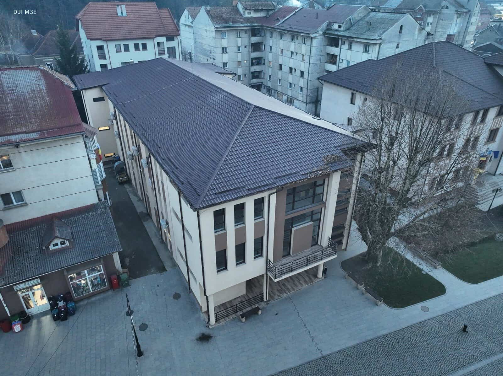 foto: casa de cultură „avram iancu” din câmpeni, inaugurată după