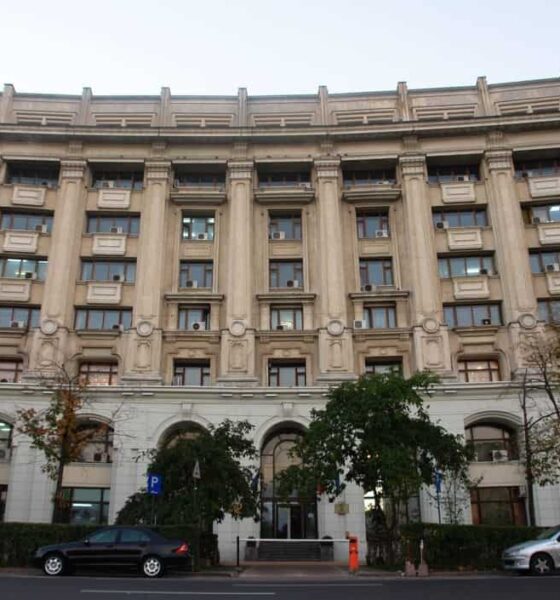 Îccj trimite la ccr o „expertiză independentă”, potrivit căreia reforma