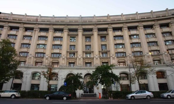 Îccj trimite la ccr o „expertiză independentă”, potrivit căreia reforma