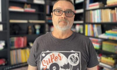 „nu sunt poet”: lansare inedită a unui volum de versuri